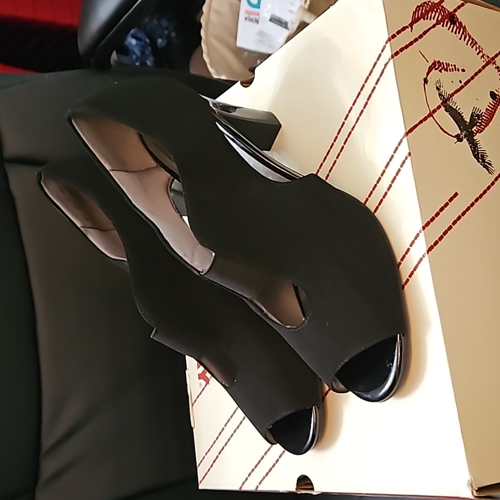 NEW Life Stride Heals